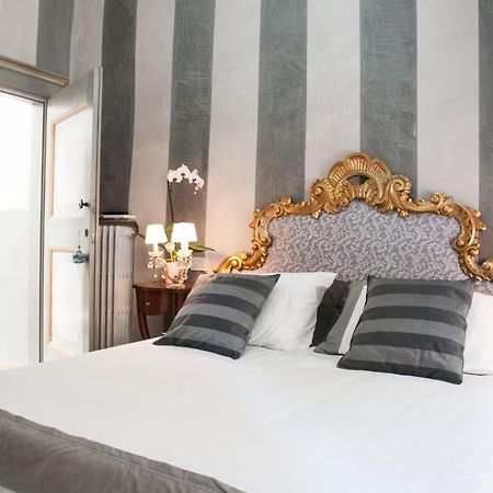 Bibi Boutique Arezzo Camere Deluxe Cartazucchero & Cioccolato Kültér fotó
